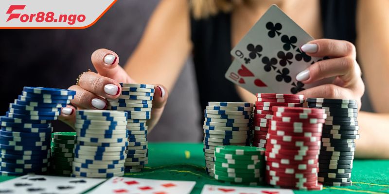 Quy tắc so bài Stud Poker cần biết